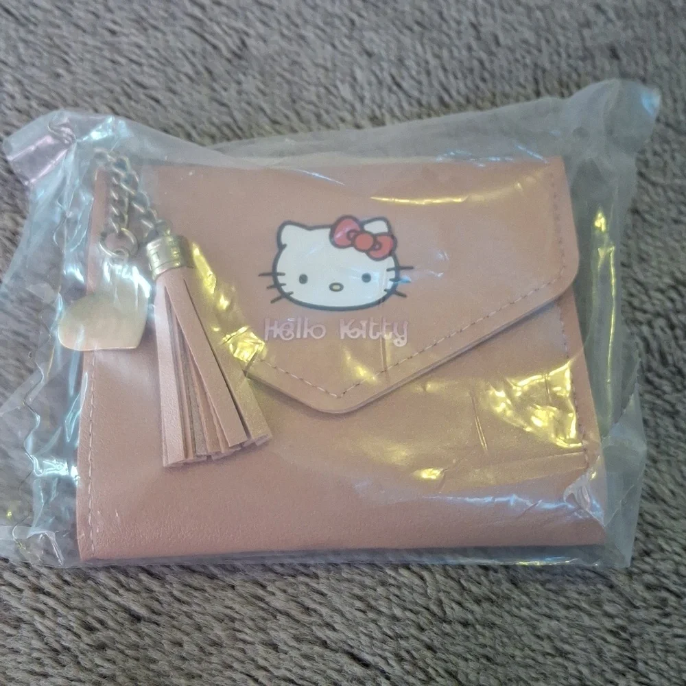 🥳 FREE GIFT! Hello Kitty Pink Wallet - Picture 3 of 4